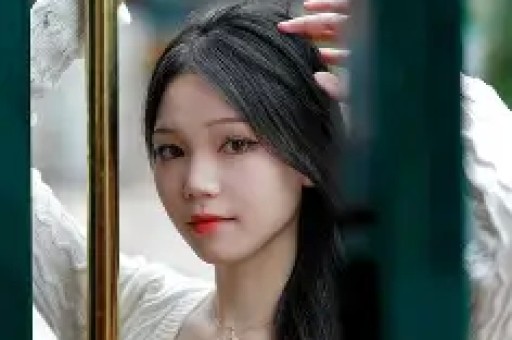 炸裂！女星被大佬做局签屈辱协议、被爆猛料的瓜