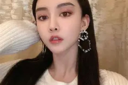 不顾央视警告顶风作案与刘涛传出绯闻的杨烁成了“跳梁小丑”